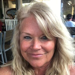 Meet your Posher, Cadace